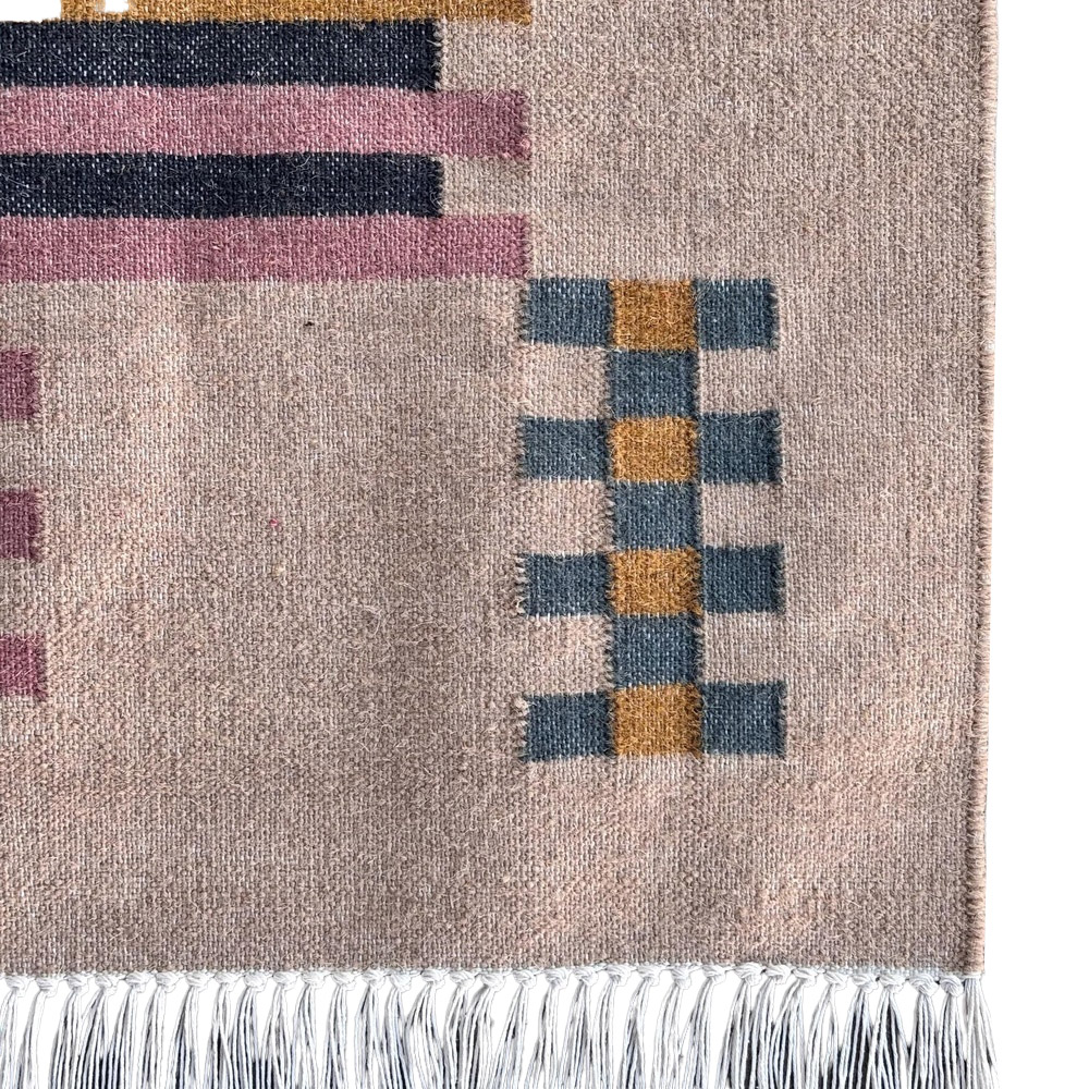 Handcrafted Multicolor Wool Vintage Dhurrie For Home